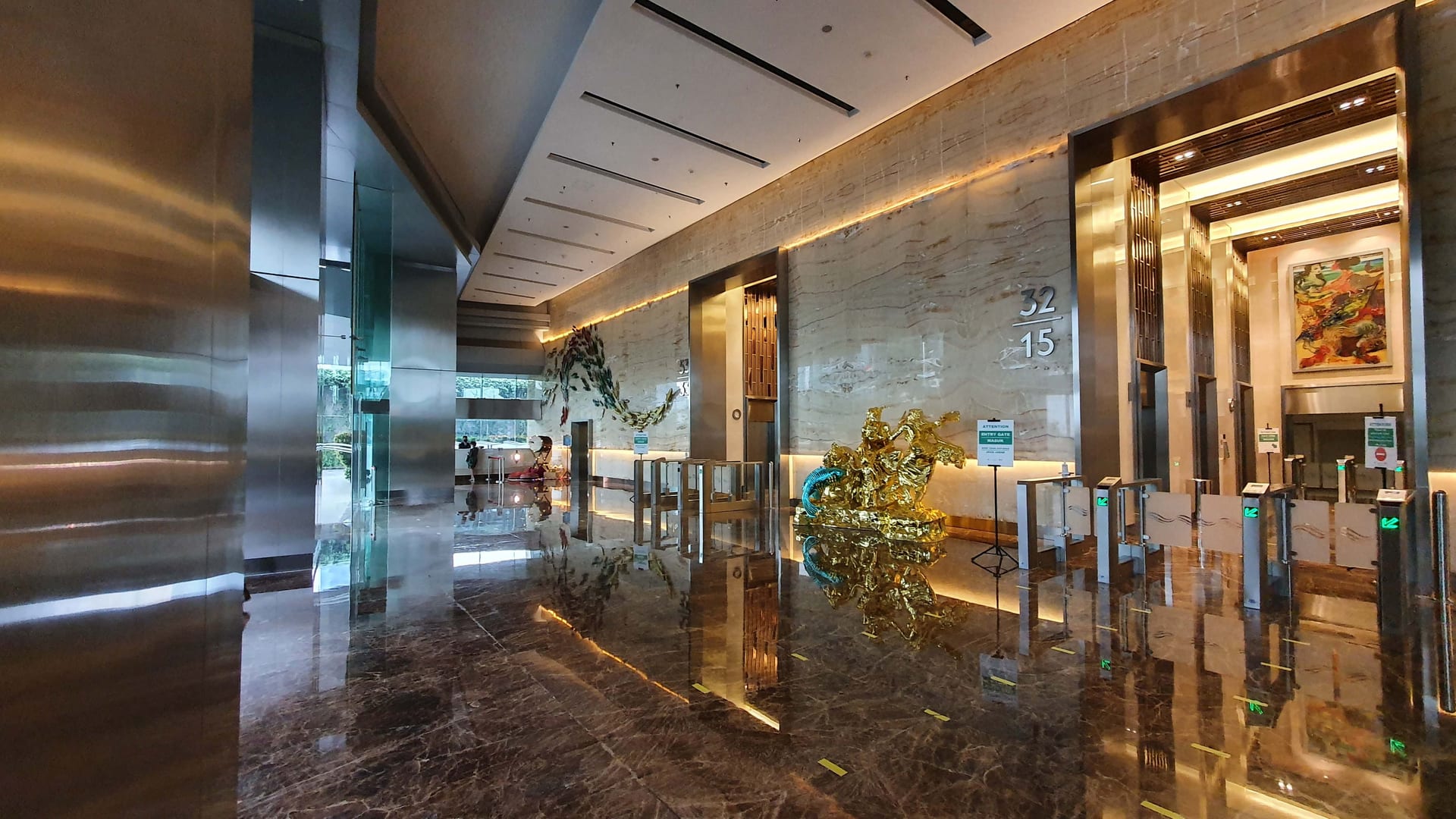 Office Tower Ciputra World 2 Jakarta view 1